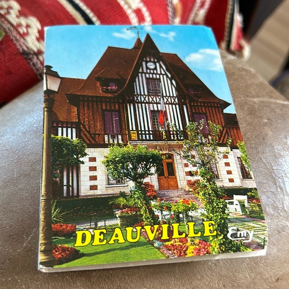 Vtg Souvenir booklet of 10 Photos of D’Eauville Trouville 3.5x4.5 - Picture 1 of 4